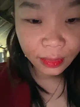 Snapshot of Laura8910 chatting on 15, 12, 2024 Laura8910 online show from 15, 12, 2024