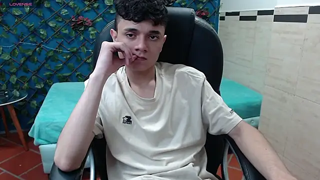 Waturox online show from 1, 3, 2025