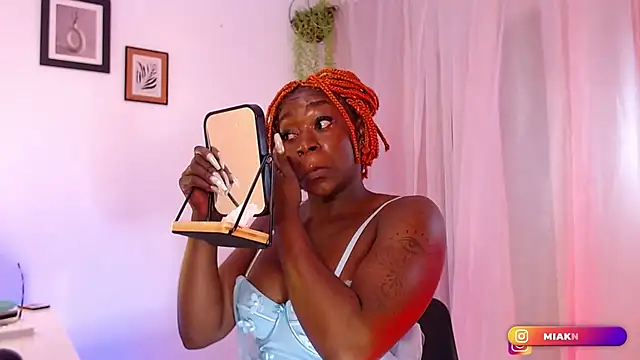 Snapshot of MiaKnox chatting on 26, 12, 2024 MiaKnox online show from 26, 12, 2024