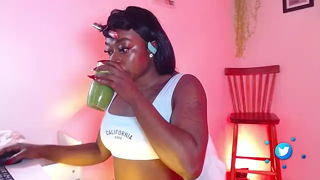 Snapshot of MiaKnox chatting on 4, 3, 2025 MiaKnox online show from 4, 3, 2025