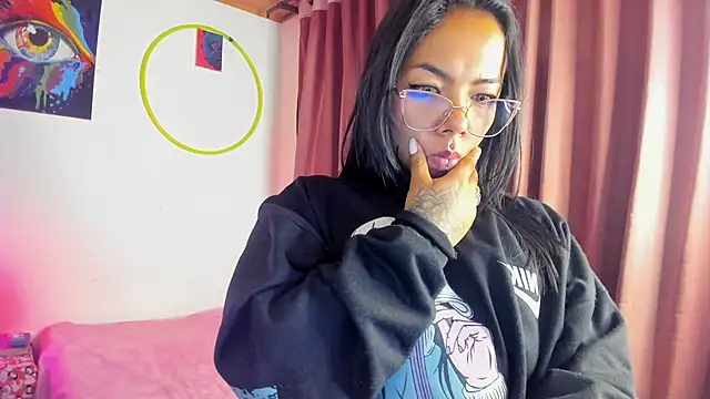 Snapshot of nicole_volkov chatting on 7, 1, 2025 nicole volkov online show from 7, 1, 2025