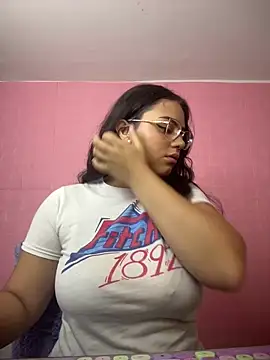 Snapshot of karol_9 chatting on 27, 2, 2025 karol 9 online show from 27, 2, 2025