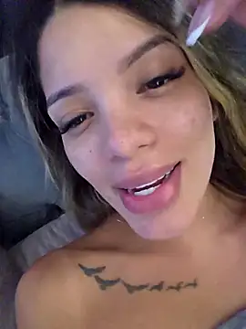 Ameliadickens online show from 6, 11, 2025