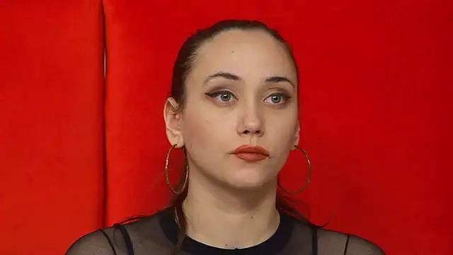 Snapshot of AliceMunro chatting on 15, 1, 2025 AliceMunro online show from 15, 1, 2025