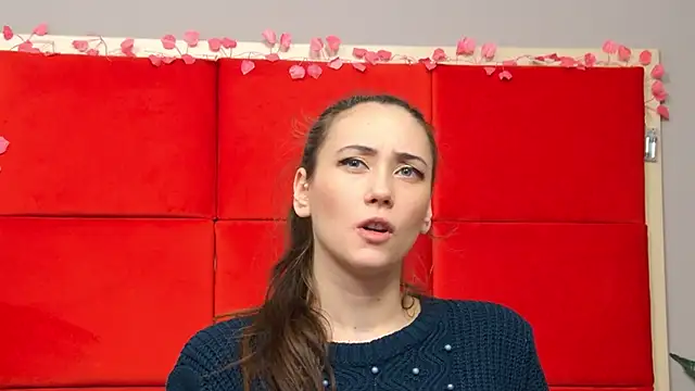 Snapshot of AliceMunro chatting on 25, 1, 2025 AliceMunro online show from 25, 1, 2025