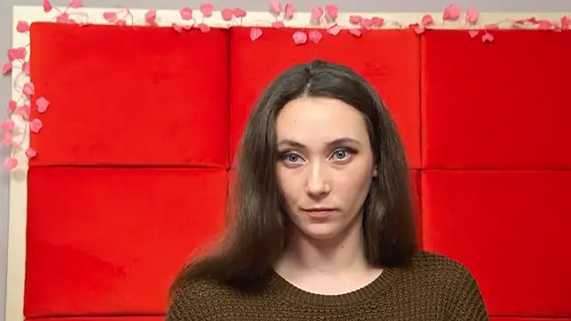 Snapshot of AliceMunro chatting on 3, 2, 2025 AliceMunro online show from 3, 2, 2025