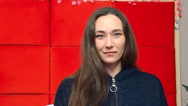 Snapshot of AliceMunro chatting on 9, 2, 2025 AliceMunro online show from 9, 2, 2025