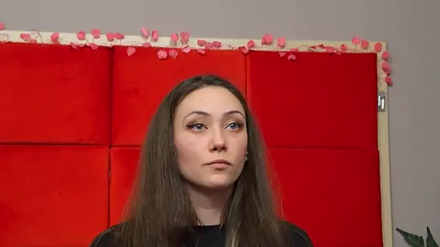 Snapshot of AliceMunro chatting on 24, 2, 2025 AliceMunro online show from 24, 2, 2025