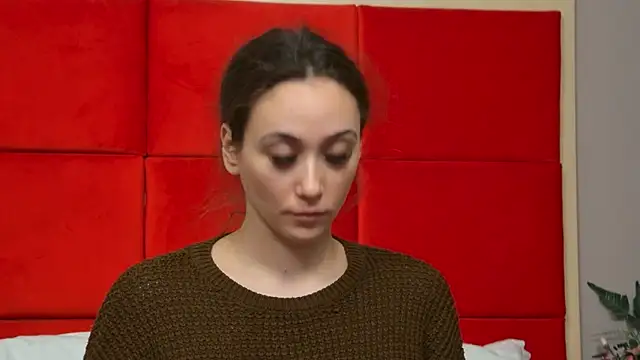 Snapshot of AliceMunro chatting on 12, 3, 2025 AliceMunro online show from 12, 3, 2025