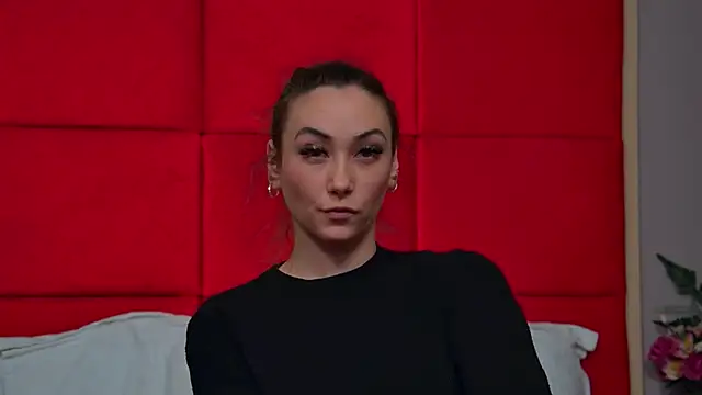 Snapshot of AliceMunro chatting on 22, 3, 2025 AliceMunro online show from 22, 3, 2025