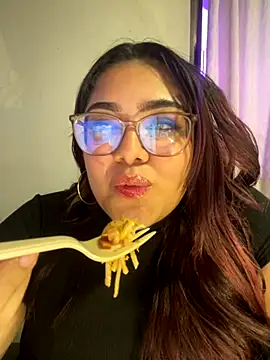 KathyGonzalez online show from 10, 9, 2025