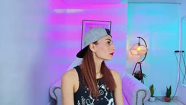 Tamara slimx online show from 24, 1, 2025