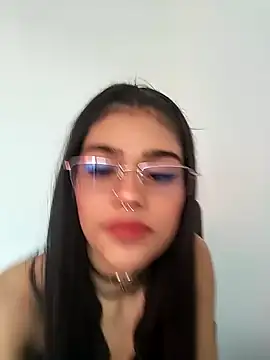 Snapshot of CatrinaRossi chatting on 23, 12, 2024 CatrinaRossi online show from 23, 12, 2024