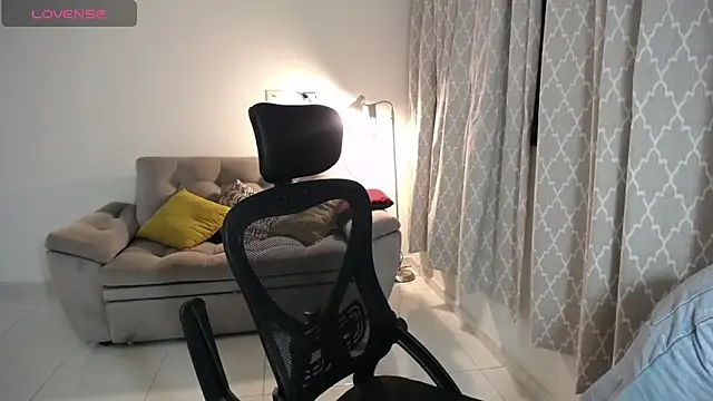 Liissa cute  online show from 25, 2, 2025