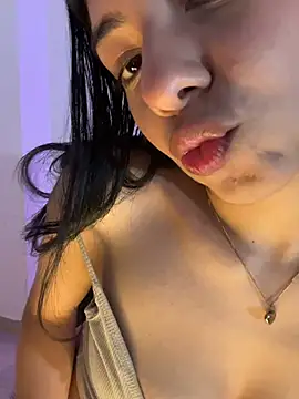 Snapshot of Liissa_cute_ chatting on 14, 7, 2026 Liissa cute online show from 14, 7, 2026