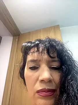 Sweeetness Milf online show from 8, 9, 2025