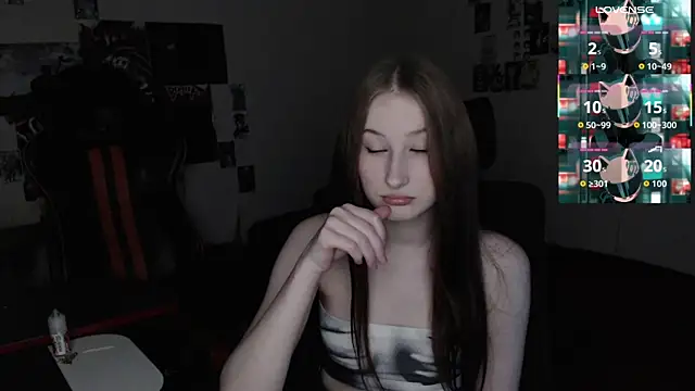 Snapshot of camcoupbang chatting on 5, 10, 2025 camcoupbang online show from 5, 10, 2025