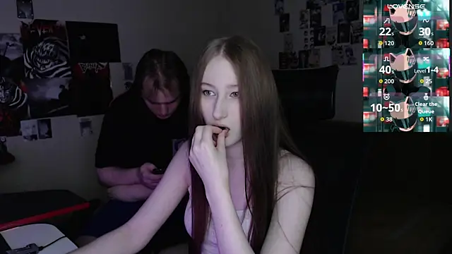 Snapshot of camcoupbang chatting on 10, 10, 2025 camcoupbang online show from 10, 10, 2025