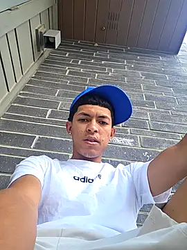 Snapshot of Yoko0381 chatting on 3, 10, 2025 Yoko0381 online show from 3, 10, 2025