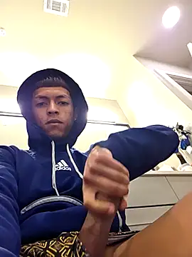 Yoko0381 online show from 3, 12, 2025