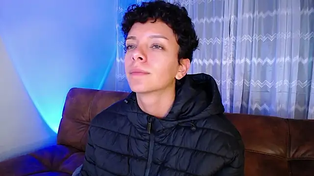 Snapshot of peyton_golden1 chatting on 4, 12, 2024 peyton golden1 online show from 4, 12, 2024