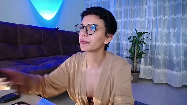 Snapshot of peyton_golden1 chatting on 16, 1, 2025 peyton golden1 online show from 16, 1, 2025