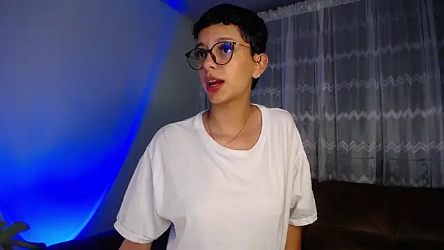 Snapshot of peyton_golden1 chatting on 27, 1, 2025 peyton golden1 online show from 27, 1, 2025