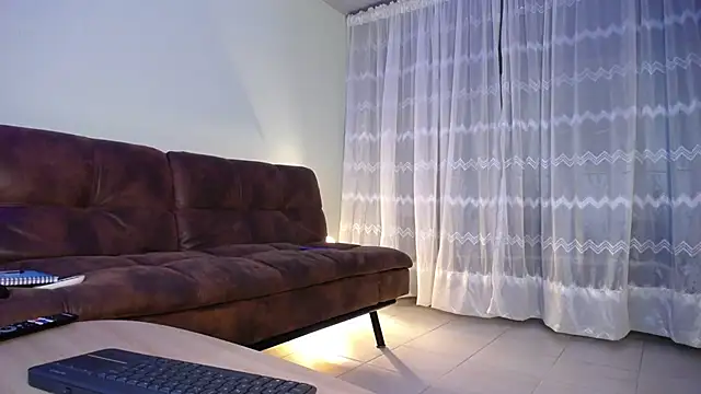 Snapshot of peyton_golden1 chatting on 16, 2, 2025 peyton golden1 online show from 16, 2, 2025