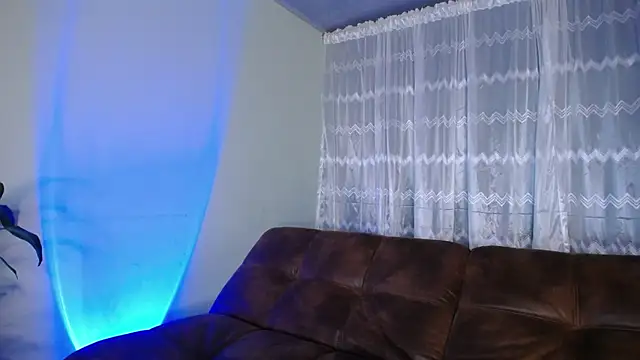 Snapshot of peyton_golden1 chatting on 20, 3, 2025 peyton golden1 online show from 20, 3, 2025