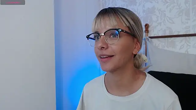 peyton golden1 online show from 23, 11, 2025