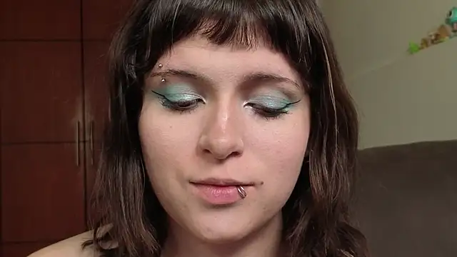 Snapshot of NEXT_DOOR_GIRL_ chatting on 4, 7, 2026 NEXT DOOR GIRL online show from 4, 7, 2026