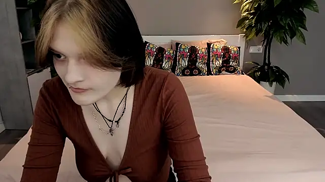 CandyBooms  online show from 21, 9, 2025