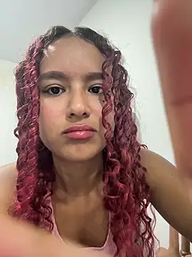 Sophiee Velvet online show from 1, 4, 2026