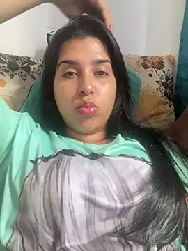 NiaSoler online show from 8, 2, 2025