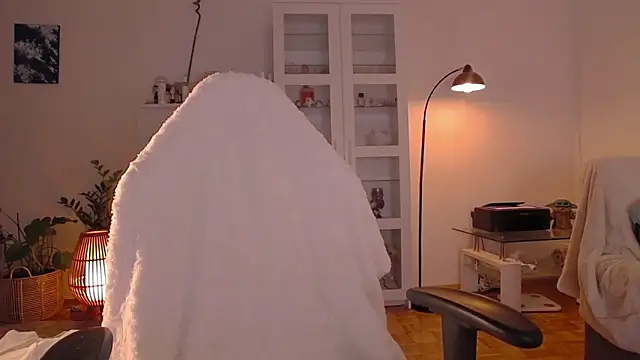 ginger vi online show from 1, 3, 2025