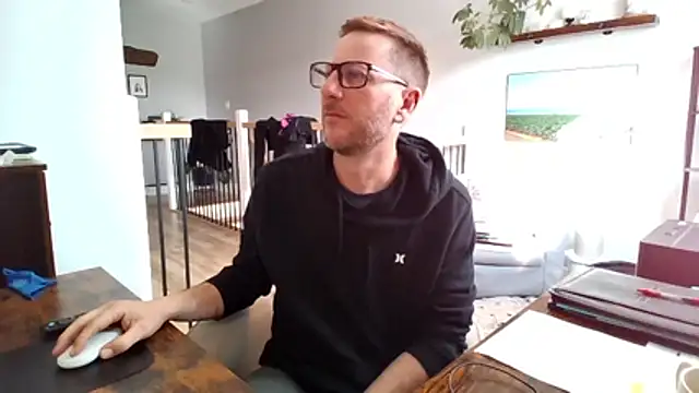 Bigdicktrav902 online show from 14, 4, 2026