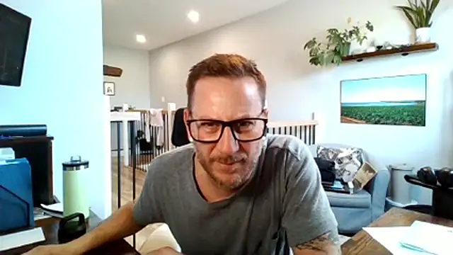 Bigdicktrav902 online show from 20, 4, 2026