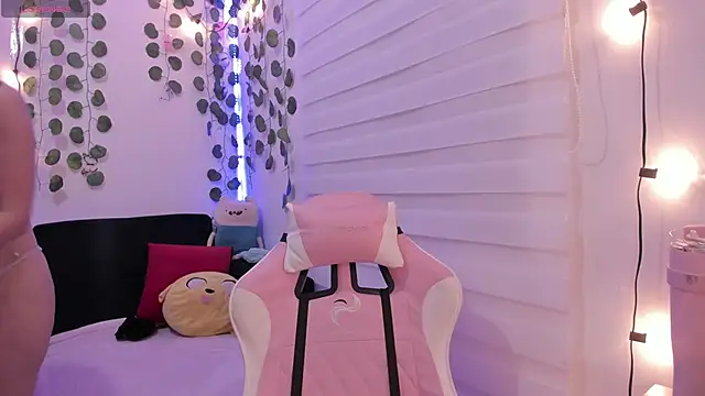 moonliiiight1 online show from 24, 12, 2024