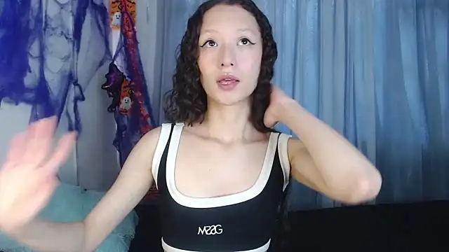 abbycutecs online show from 28, 10, 2025