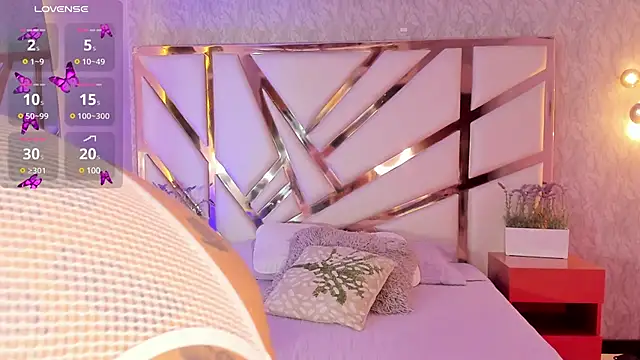 Maya Bluee online show from 11, 2, 2025