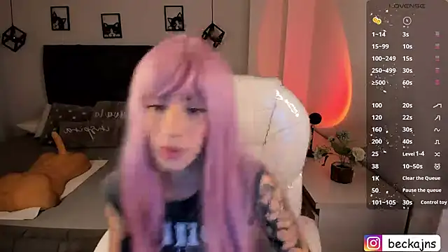 Beck jones online show from 6, 3, 2025