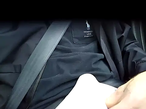 Snapshot of otterlover123 chatting on 7, 10, 2025 otterlover123 online show from 7, 10, 2025