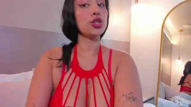 Snapshot of venuz_lee chatting on 6, 4, 2026 venuz lee online show from 6, 4, 2026