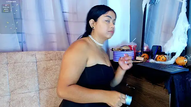 jade brunnette online show from 30, 10, 2025