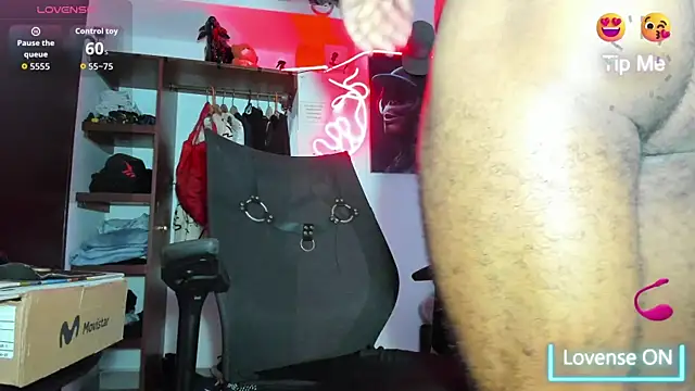 Snapshot of Hardboy_latin chatting on 17, 11, 2025 Hardboy latin online show from 17, 11, 2025