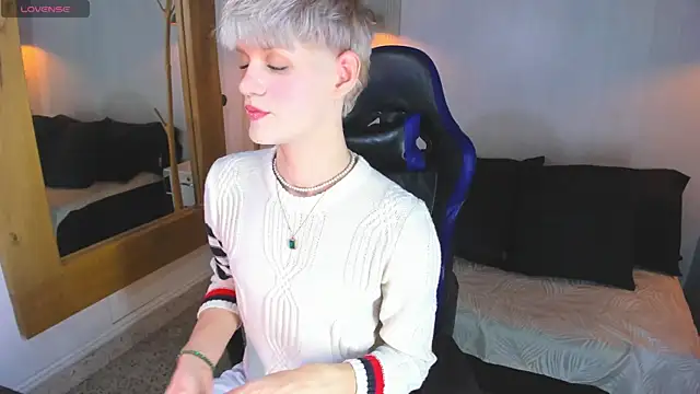 VladHellsing4 online show from 5, 6, 2026