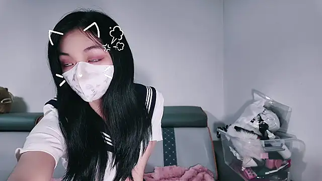 HKsmallCat online show from 13, 12, 2024