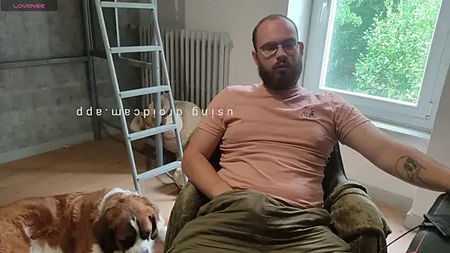 Snapshot of azagoul222 chatting on 21, 9, 2025 azagoul222 online show from 21, 9, 2025