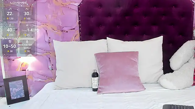 Snapshot of kaylin_jann chatting on 5, 3, 2026 kaylin jann online show from 5, 3, 2026