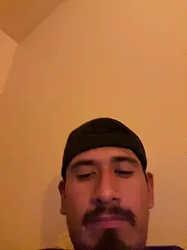 twohightwonut805 online show from 18, 1, 2026